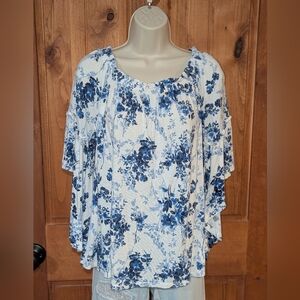 Time and Tru Blue Floral Blouse